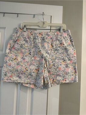 Lands' End Women's Floral Pull-On Shorts — White with Navy, Pink & Yellow